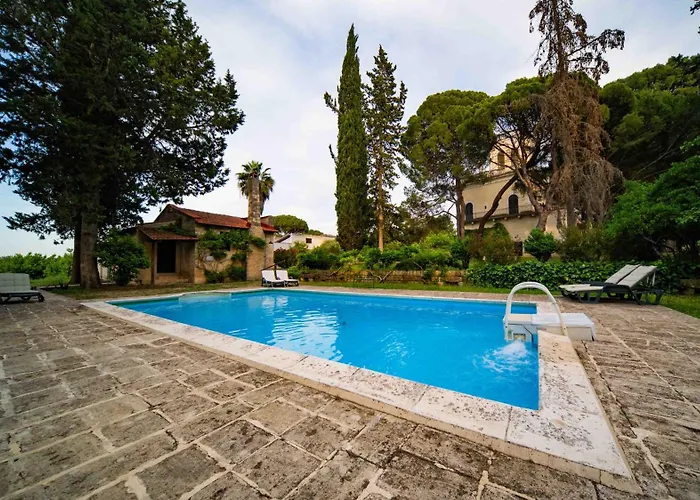 Cefalicchio B&B Bed & Breakfast 4*